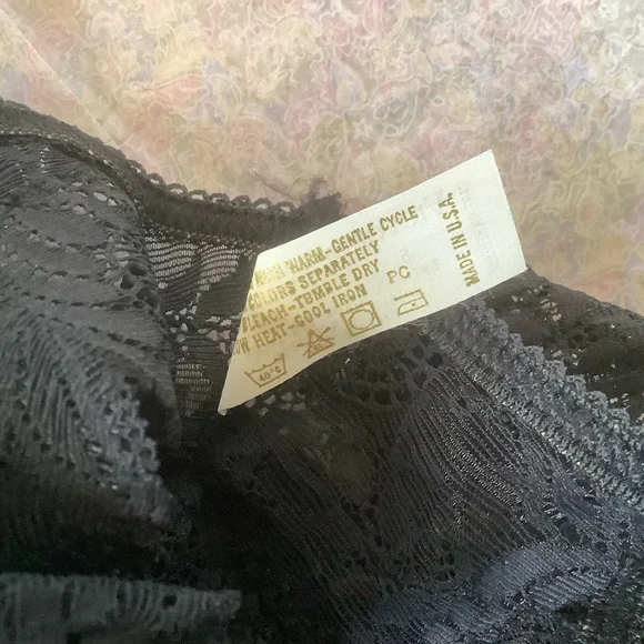 Vtg 80s Victoria’s Secret lingerie set of 2 strappy bralette and panties black